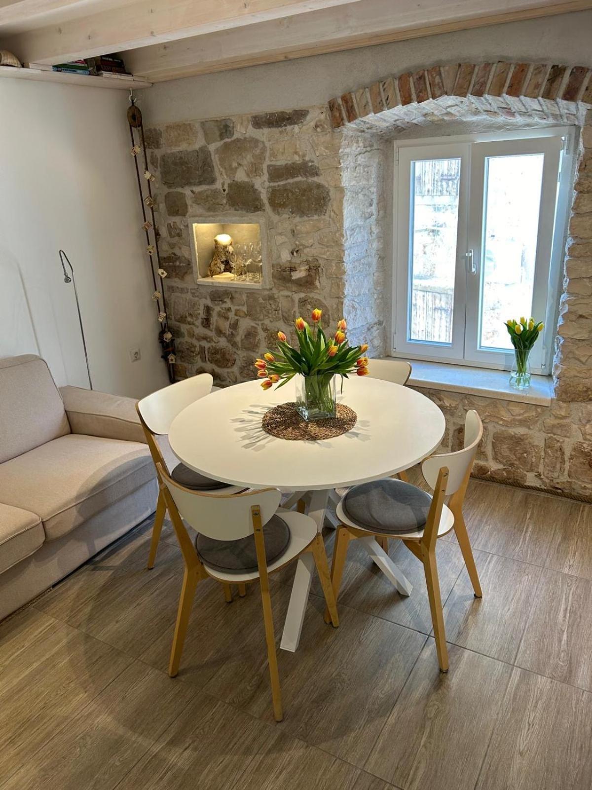 Sea Pearl Daire Komiža Dış mekan fotoğraf